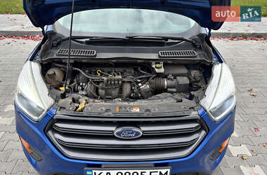 Позашляховик / Кросовер Ford Escape 2017 в  фото 35 Позашляховик / Кросовер Ford Escape 2017 в
