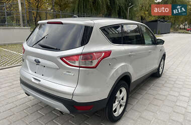 Внедорожник / Кроссовер Ford Escape 2013 в 