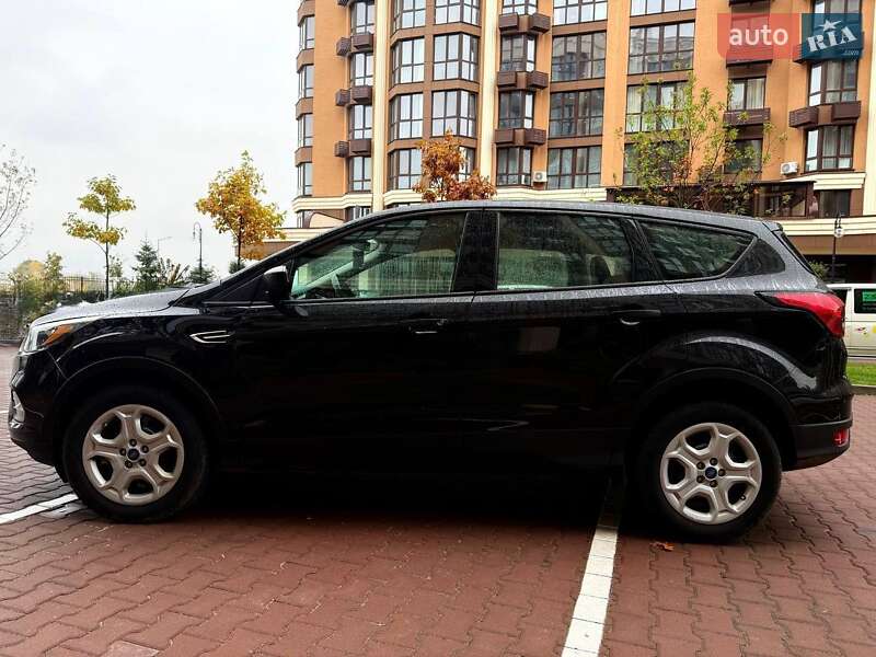 Внедорожник / Кроссовер Ford Escape 2018 в Софиевской Борщаговке фото 6 Внедорожник / Кроссовер Ford Escape 2018 в Софиевской Борщаговке