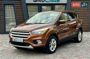Позашляховик / Кросовер Ford Escape 2017 в Вінниці