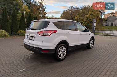 Позашляховик / Кросовер Ford Escape 2014 в 