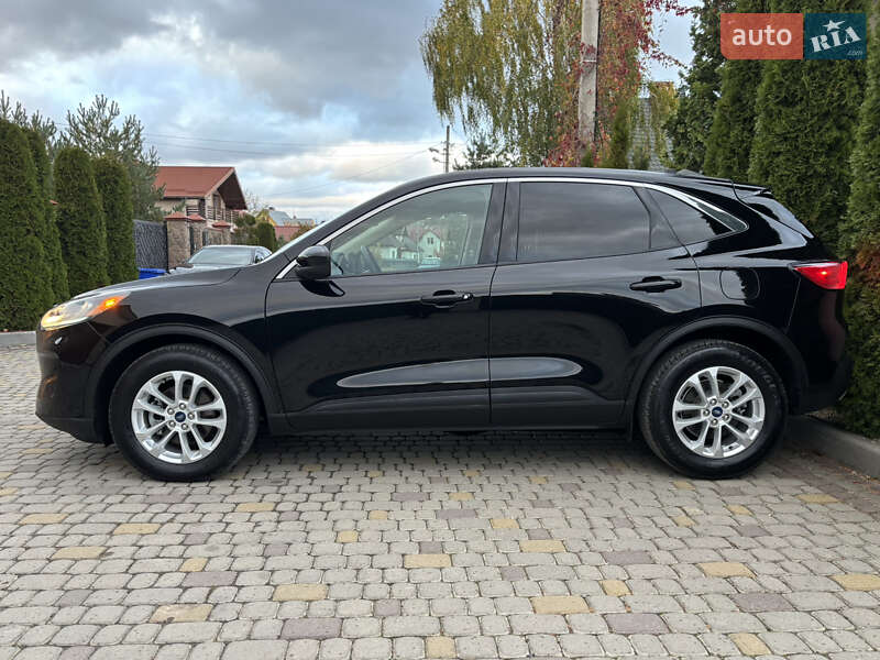 Позашляховик / Кросовер Ford Escape 2020 в Львові