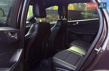 Позашляховик / Кросовер Ford Escape 2023 в 