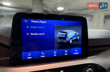 Внедорожник / Кроссовер Ford Escape 2019 в 