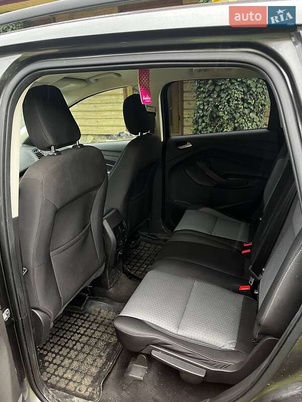 Внедорожник / Кроссовер Ford Escape 2018 в Косове фото 14 Внедорожник / Кроссовер Ford Escape 2018 в Косове