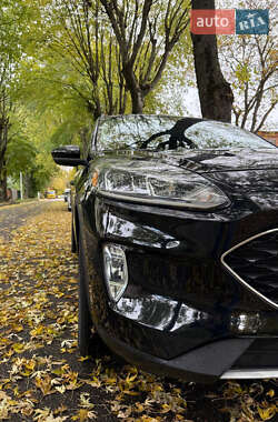 Внедорожник / Кроссовер Ford Escape 2020 в 