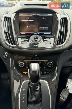 Внедорожник / Кроссовер Ford Escape 2013 в 