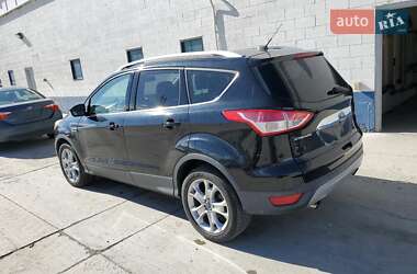 Внедорожник / Кроссовер Ford Escape 2016 в 