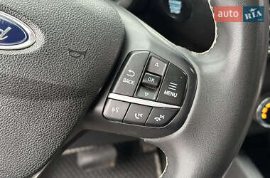 Внедорожник / Кроссовер Ford Escape 2020 в 