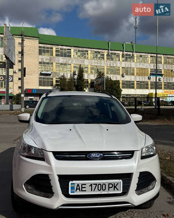 Позашляховик / Кросовер Ford Escape 2015 в Новомосковську фото 3 Позашляховик / Кросовер Ford Escape 2015 в Новомосковську