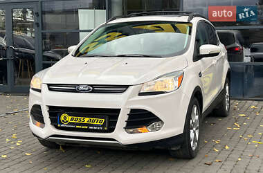 Позашляховик / Кросовер Ford Escape 2013 в 