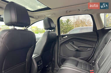 Позашляховик / Кросовер Ford Escape 2013 в 