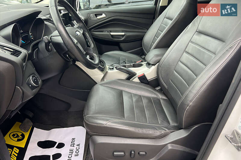 Внедорожник / Кроссовер Ford Escape 2013 в Ивано-Франковске