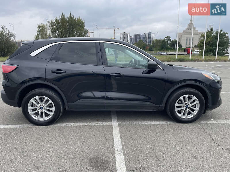 Позашляховик / Кросовер Ford Escape 2022 в Києві