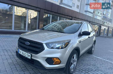 Внедорожник / Кроссовер Ford Escape 2018 в Ивано-Франковске