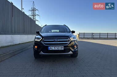 Позашляховик / Кросовер Ford Escape 2017 в  фото 33 Позашляховик / Кросовер Ford Escape 2017 в