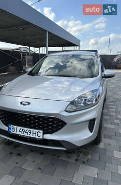Внедорожник / Кроссовер Ford Escape 2019 в Полтаве