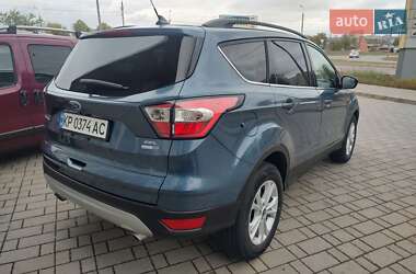 Внедорожник / Кроссовер Ford Escape 2018 в 