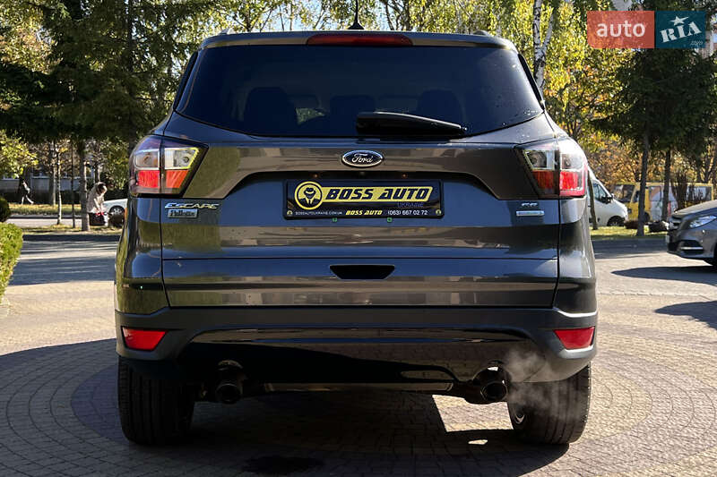 Внедорожник / Кроссовер Ford Escape 2018 в Львове