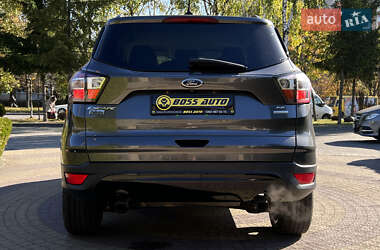 Позашляховик / Кросовер Ford Escape 2018 в 