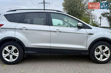 Внедорожник / Кроссовер Ford Escape 2013 в 