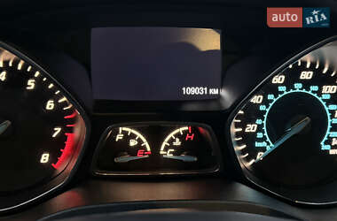Внедорожник / Кроссовер Ford Escape 2013 в 