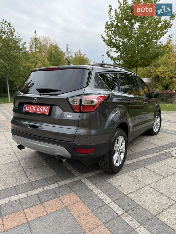 Внедорожник / Кроссовер Ford Escape 2018 в Днепре