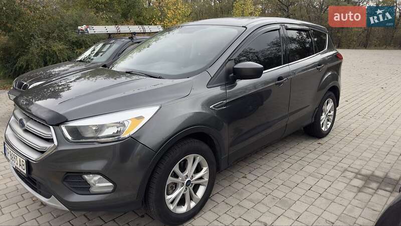 Внедорожник / Кроссовер Ford Escape 2019 в Запорожье фото 2 Внедорожник / Кроссовер Ford Escape 2019 в Запорожье