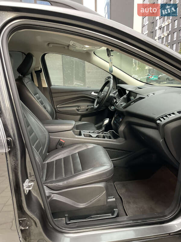 Внедорожник / Кроссовер Ford Escape 2018 в Ивано-Франковске