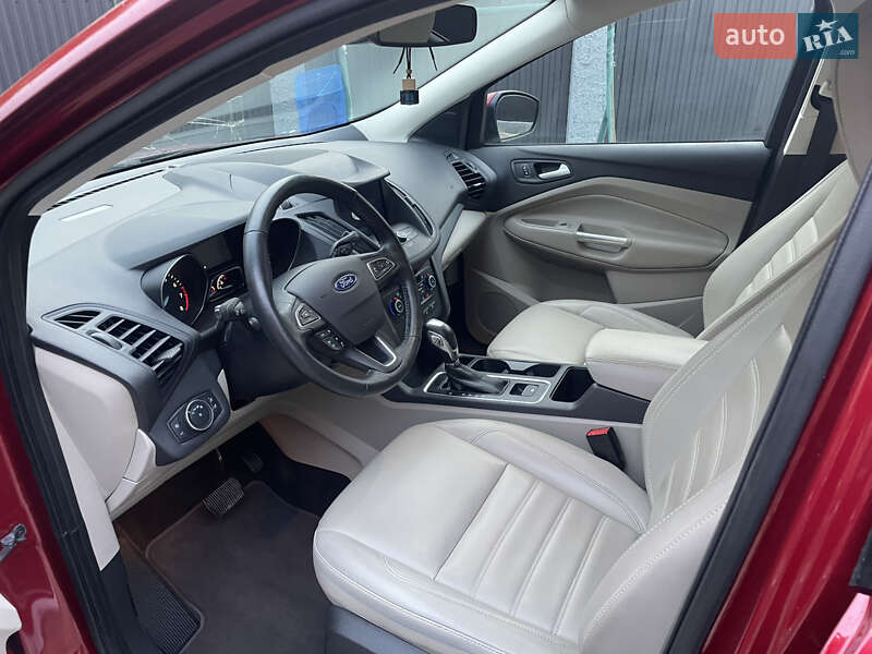 Внедорожник / Кроссовер Ford Escape 2019 в Львове