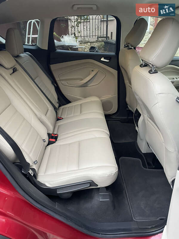 Внедорожник / Кроссовер Ford Escape 2019 в Львове