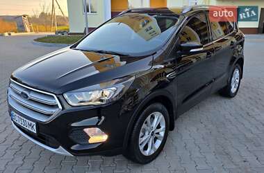 Внедорожник / Кроссовер Ford Escape 2017 в 