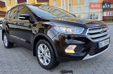 Внедорожник / Кроссовер Ford Escape 2017 в 