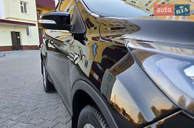 Внедорожник / Кроссовер Ford Escape 2017 в 