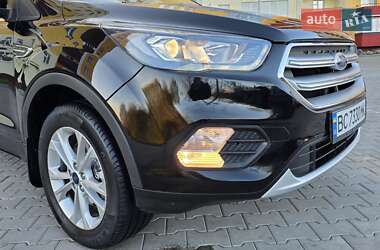 Внедорожник / Кроссовер Ford Escape 2017 в 