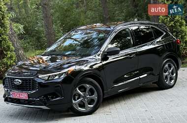 Внедорожник / Кроссовер Ford Escape 2023 в 