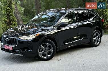 Внедорожник / Кроссовер Ford Escape 2023 в 