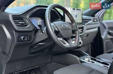 Внедорожник / Кроссовер Ford Escape 2023 в 