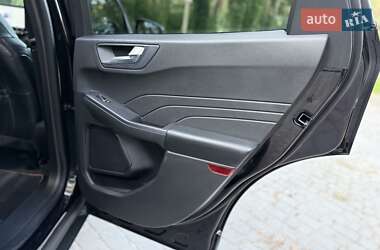 Внедорожник / Кроссовер Ford Escape 2023 в 