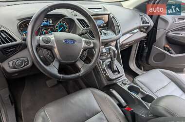Внедорожник / Кроссовер Ford Escape 2013 в 