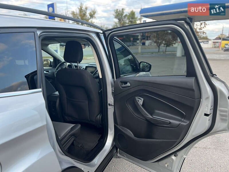 Внедорожник / Кроссовер Ford Escape 2018 в Днепре фото 22 Внедорожник / Кроссовер Ford Escape 2018 в Днепре