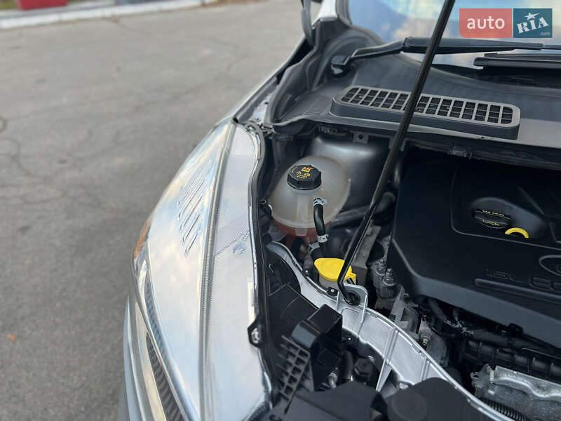 Внедорожник / Кроссовер Ford Escape 2018 в Днепре фото 32 Внедорожник / Кроссовер Ford Escape 2018 в Днепре