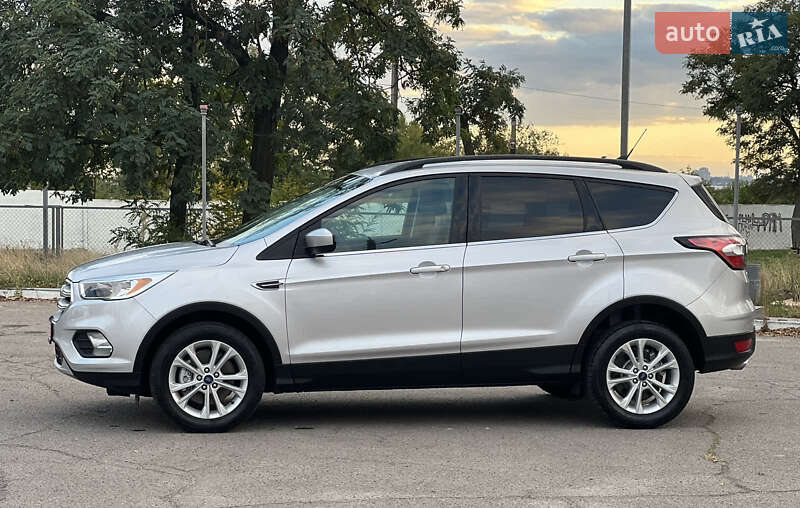 Внедорожник / Кроссовер Ford Escape 2018 в Днепре фото 40 Внедорожник / Кроссовер Ford Escape 2018 в Днепре