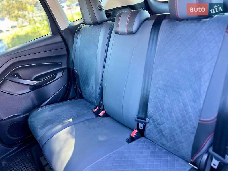 Позашляховик / Кросовер Ford Escape 2018 в Кам'янці фото 31 Позашляховик / Кросовер Ford Escape 2018 в Кам'янці