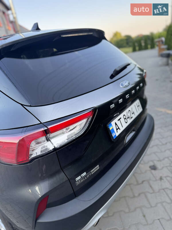 Внедорожник / Кроссовер Ford Escape 2019 в Тлумаче