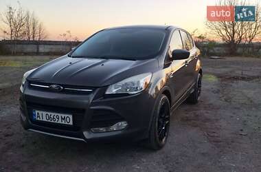 Внедорожник / Кроссовер Ford Escape 2015 в Ровно