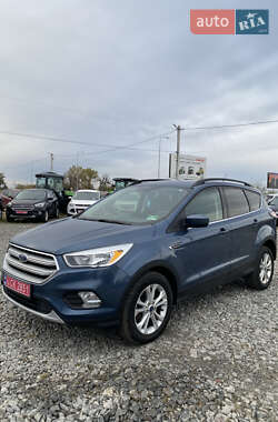 Позашляховик / Кросовер Ford Escape 2018 в Львові