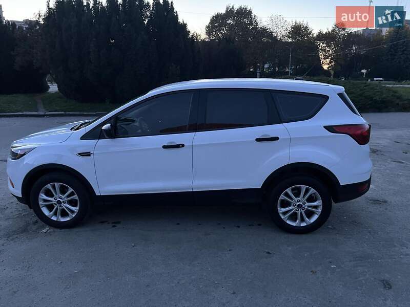 Внедорожник / Кроссовер Ford Escape 2019 в Шепетовке фото 4 Внедорожник / Кроссовер Ford Escape 2019 в Шепетовке