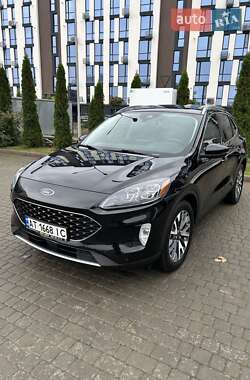Внедорожник / Кроссовер Ford Escape 2020 в Ивано-Франковске