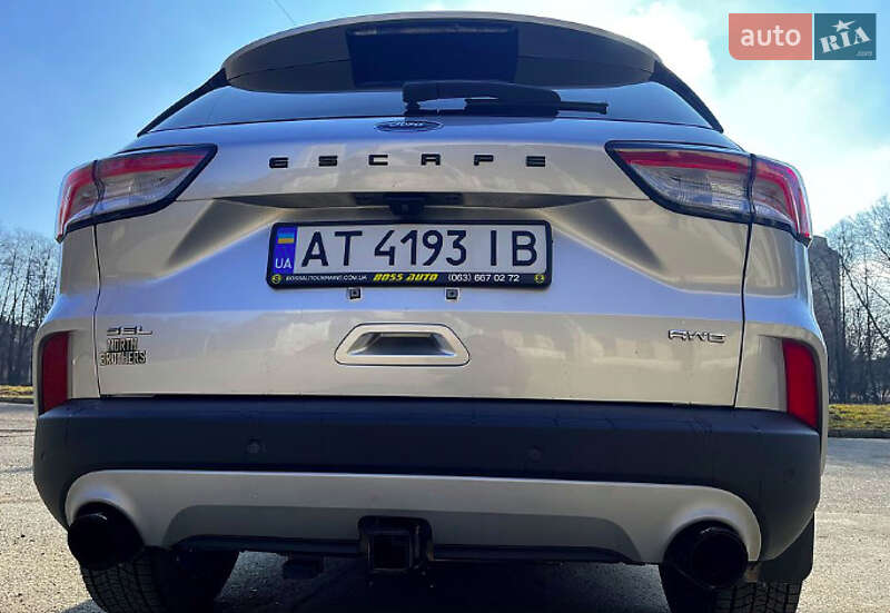 Внедорожник / Кроссовер Ford Escape 2020 в Киеве